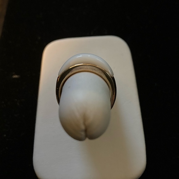 White Jade bezel set in 10K GP/925 SS. Thick band smooth finish Size 6 - Picture 8 of 9